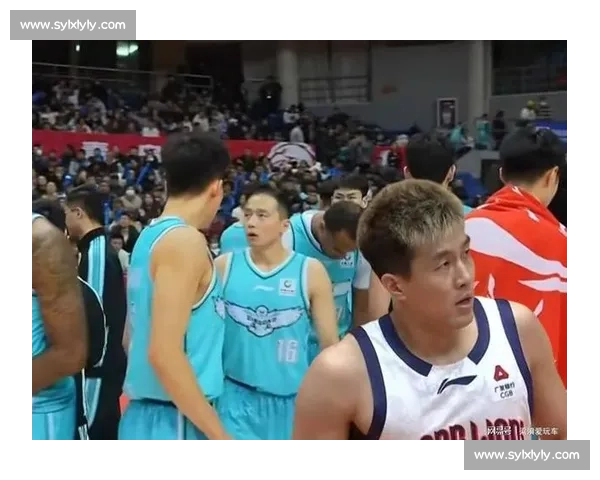 郭艾伦与保罗对决谁更胜一筹两位篮球巨星的巅峰较量解析